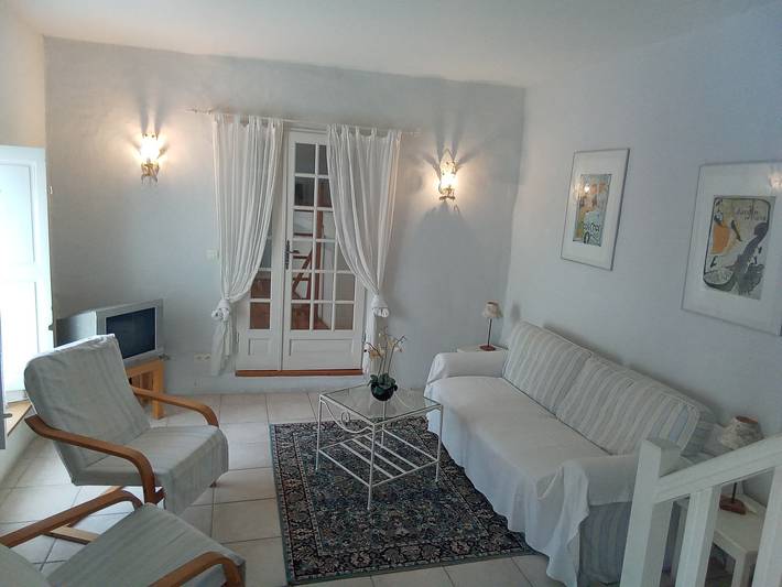 Gîte pour 8 personnes, avec piscine, adapté aux familles à Capestang - 3
