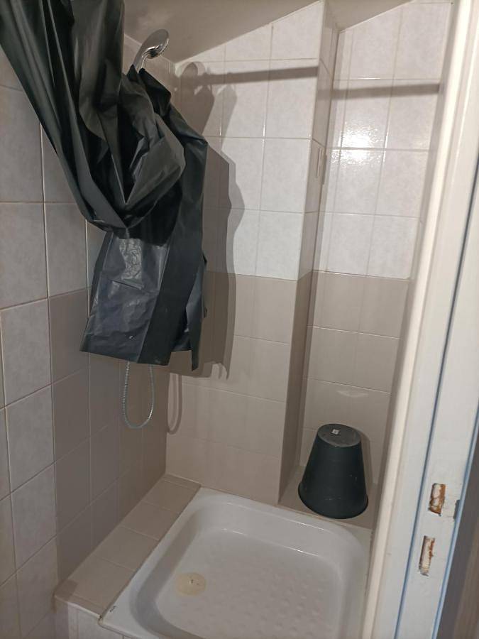 Gîte pour 2 personnes, avec vue et terrasse dans Office De Tourisme D Hyeres - 2