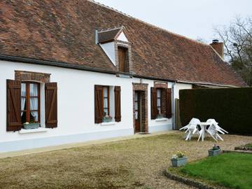 Gîte pour 4 personnes, avec jardin dans Eure-et-Loir