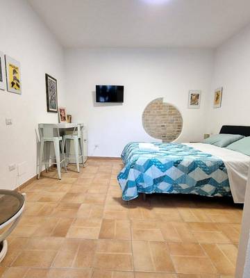 Gîte pour 2 personnes, avec jardin et terrasse dans Catanzaro Lido