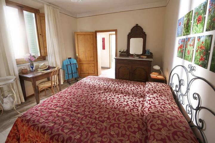 Bungalow 2 camere da letto, terrazza privata, splendida vista, wifi, piscina in comune, vicino a Vinci in Vinci, Firenze province