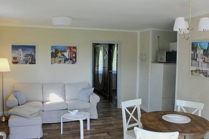 Ferienwohnung für 2 Personen, mit Balkon und Terrasse sowie Garten in Velgast - 3