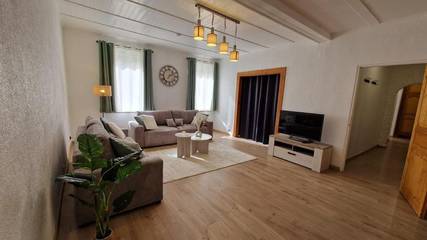 Gîte pour 8 personnes, avec balcon à Knutange