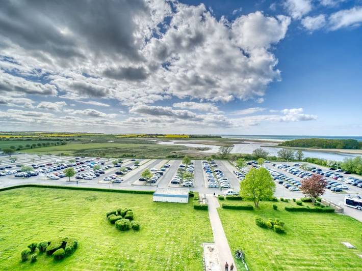 Ferienpark für 4 Personen, mit Balkon und Ausblick sowie Seeblick, kinderfreundlich in Heiligenhafen - 2