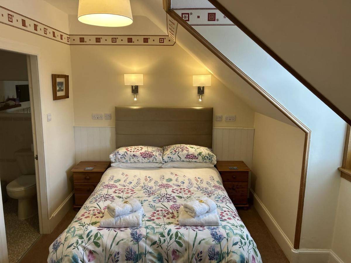 Standard Twin Room in Inverness, Highlands