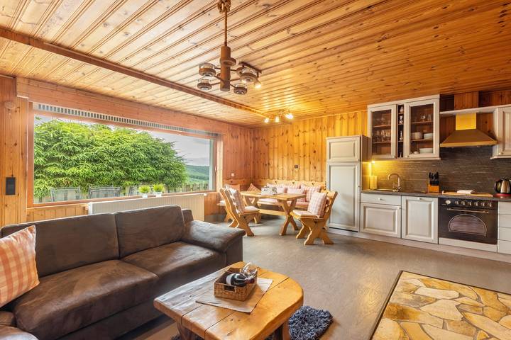 Hütte für 4 Personen, mit Garten und Balkon in Schmallenberg - 3