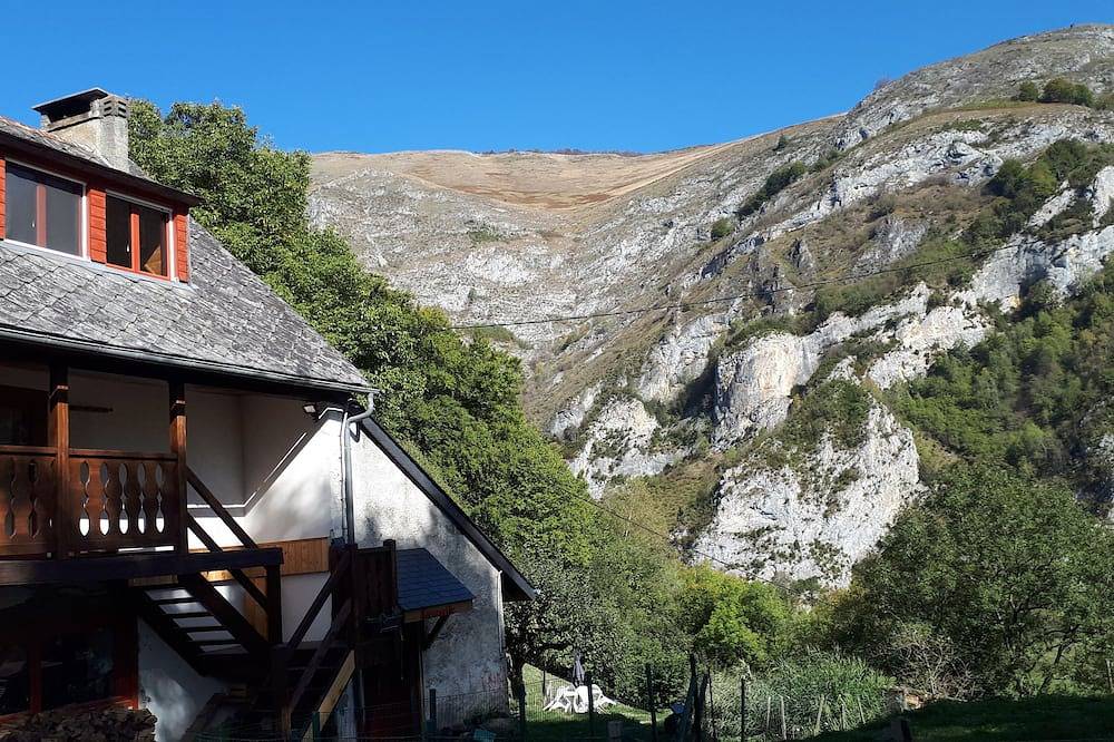 Gîte à la ferme 3* pour 4 personnes à 15 minn de La Mongie et Payolle in Campan, Pyrénées