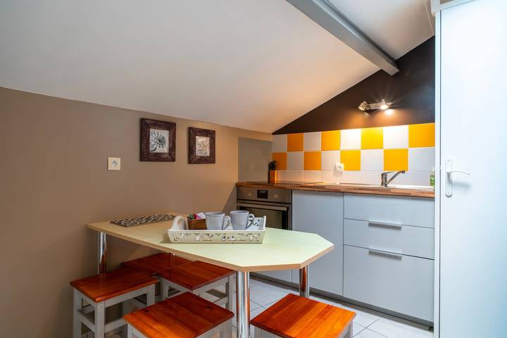 Location de vacances pour 4 personnes, avec terrasse et jardin à Séné - 2