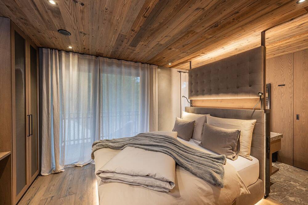 Luxus Chalet für 4-8 Pers. in 3 Zimmern; private Spa: Sauna Indoorpool & Hottube in Sexten, Dolomiti Superski