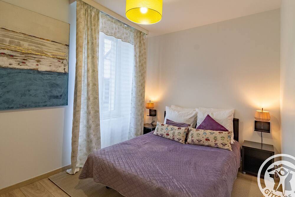 Bright townhouse, Cholet center in Cholet, Cholet region