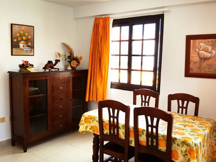 Entire holiday apartment, Live Los Cristianos Habana Avenue in Playa de las Américas, Arona
