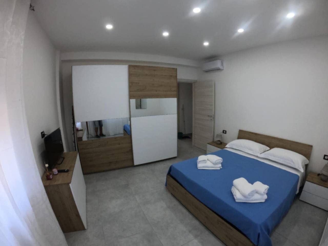 Ganze Wohnung, Ferienhaus 'Paestum Eden' mit Meerblick, Wlan und Klimaanlage in Licinella - Torre di Paestum, Cilento