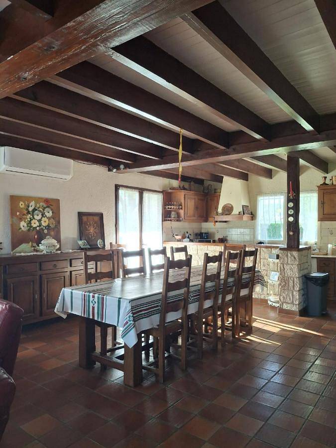 Location de vacances pour 11 personnes, avec jardin et vue à Ahaxe-Alciette-Bascassan - 3