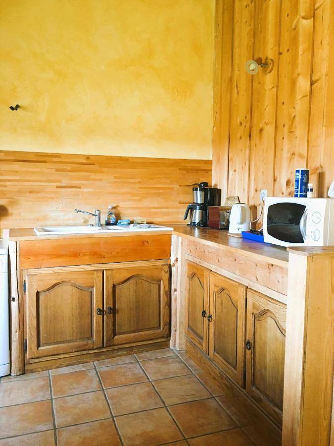 Gîte pour 4 personnes, avec sauna et vue ainsi que jardin et terrasse, animaux acceptés à La Pesse - 4