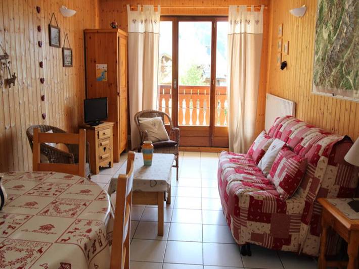 Gîte pour 6 personnes, avec balcon dans Office De Tourisme Des Carroz - 2