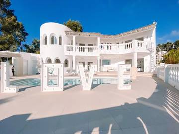 Villa in Santa Eulària des Riu, Ibiza Osten für 10 