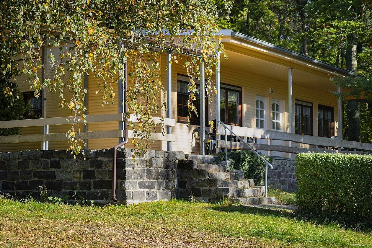 Ganze Ferienwohnung, Bad Sonnenland - Ferienpark mit Campingplatz - Ferienwohnung "Sonnenland" - für 2 Personen (1 Aufbettung möglich) in Moritzburg, Meißen Region