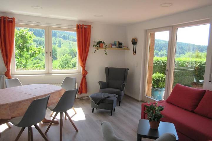 Ferienwohnung für 6 Personen, mit Balkon/Terrasse und Terrasse sowie Garten und Sauna in Osterode