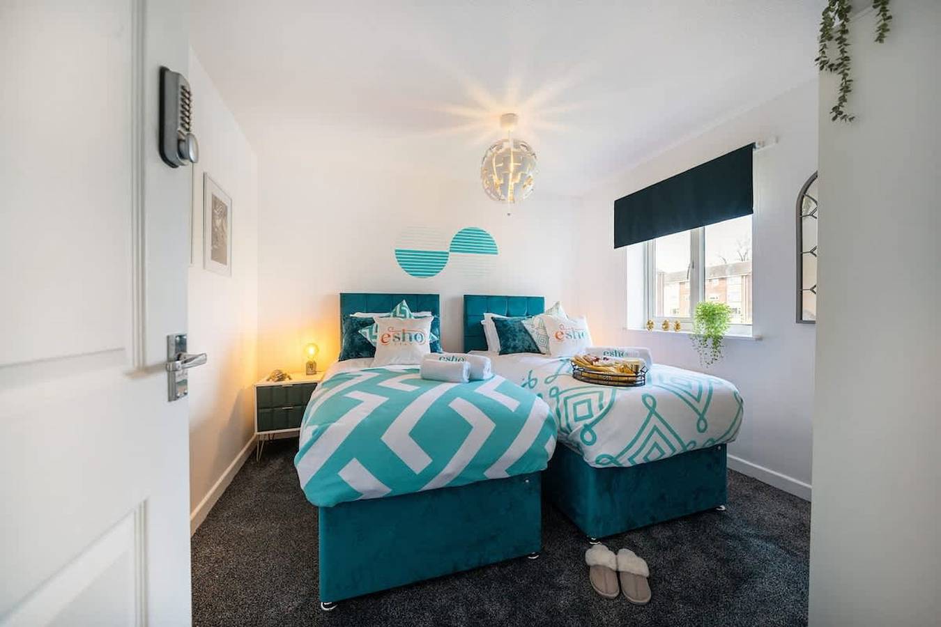 3 Bd   Large Garden  Driveway  Sleeps 8   1 5 Bath in Coventry, Birmingham y alrededores