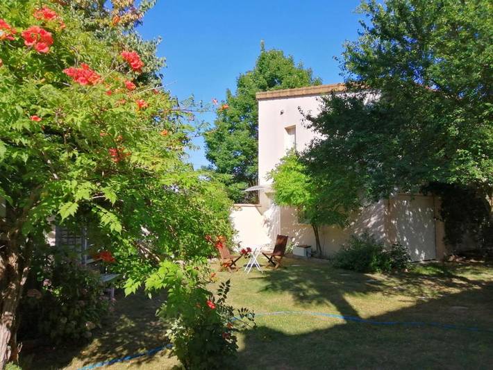 Gîte pour 2 personnes, avec Jardin à Freneuse