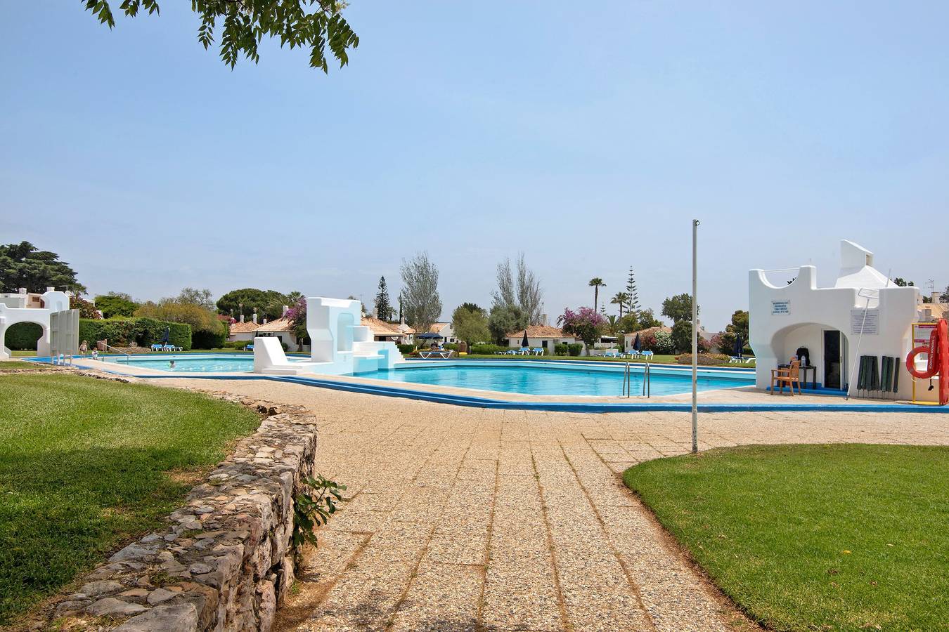Apartamento inteiro, Apartamento 'Cosy Beach Loft Pedras Del Rei' com piscina partilhada, Wi-Fi e Ar Condicionado in Tavira, Santa Luzia (Tavira)