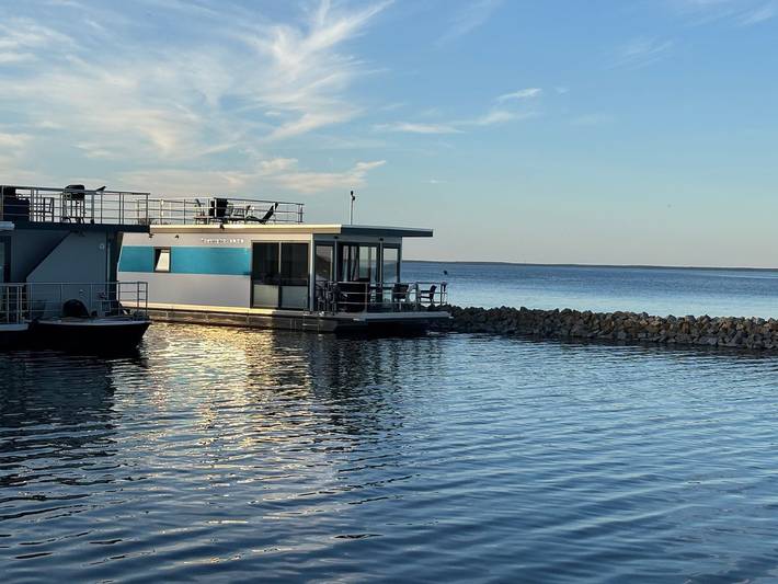 Ferienhaus für 3 Personen, mit Ausblick und Seeblick sowie Terrasse an der Müritz - 2