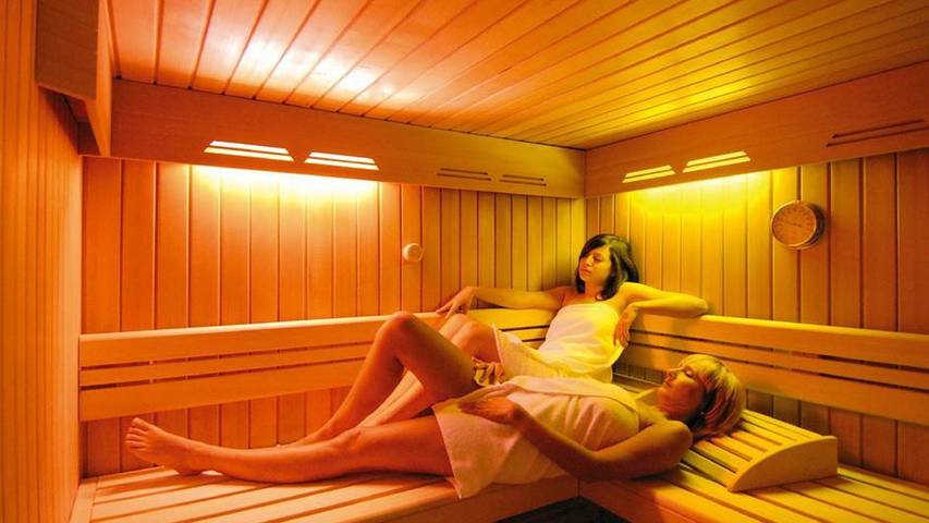 Ferienwohnung für 6 Personen, mit Balkon und Whirlpool in Neustift im Stubaital - 4