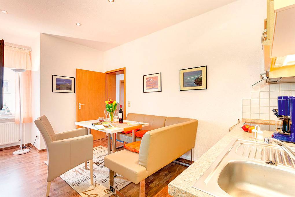 Ganze Ferienwohnung, Haus Diana, Nr. 7 in Zinnowitz, Usedomer Norden