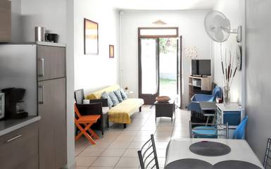 Location de vacances pour 5 personnes, avec terrasse à L'Étang-Salé