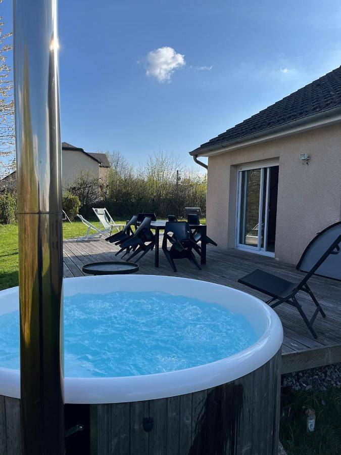 Chalet pour 5 personnes, avec jacuzzi et jardin