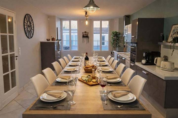 Location de vacances pour 16 personnes, avec jardin dans Vauchamps - 3