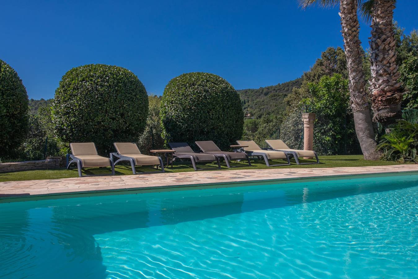 Villa 'D'Amour - Golfe De St Tropez' con vistas a la montaña, Wi-Fi y aire acondicionado in Plan-de-la-Tour, Costa mediterránea (Francia)