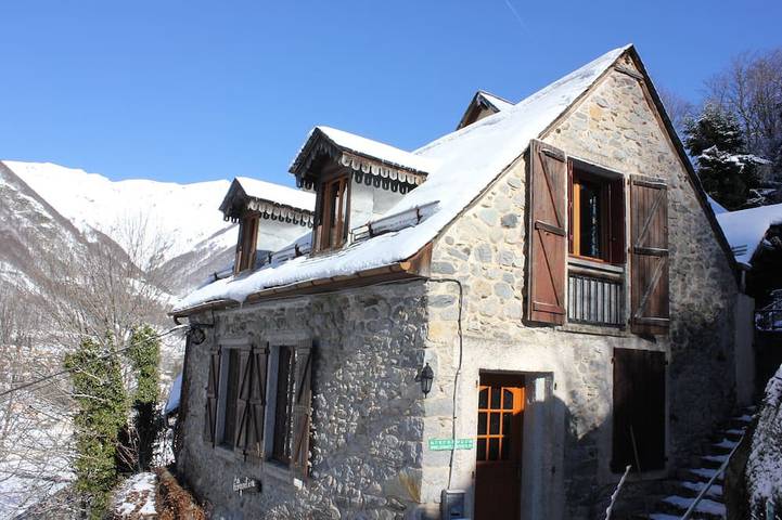 Gîte pour 11 personnes, avec Jardin à Cauterets