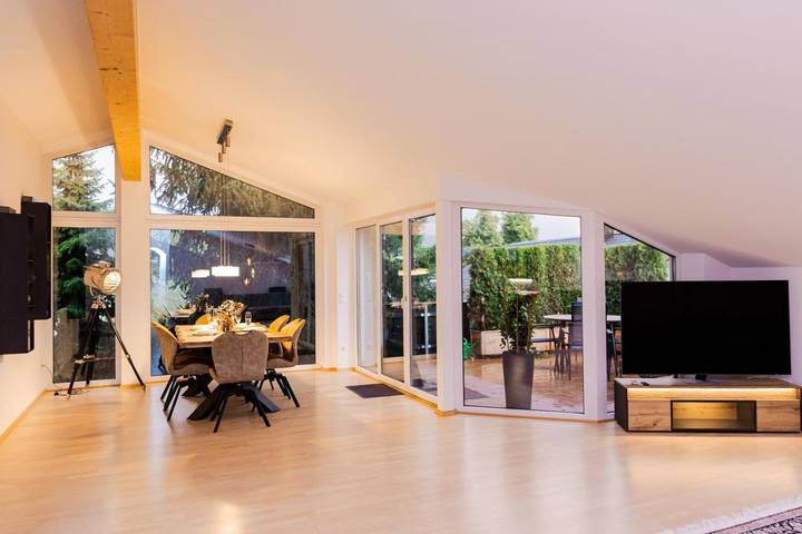 Ferienwohnung für 6 Personen, mit Ausblick und Terrasse sowie Sauna in Murnau am Staffelsee - 2