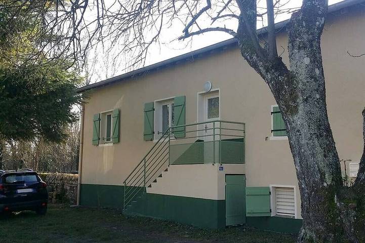Gîte pour 4 personnes, avec terrasse et jardin dans Châtel-sur-Moselle