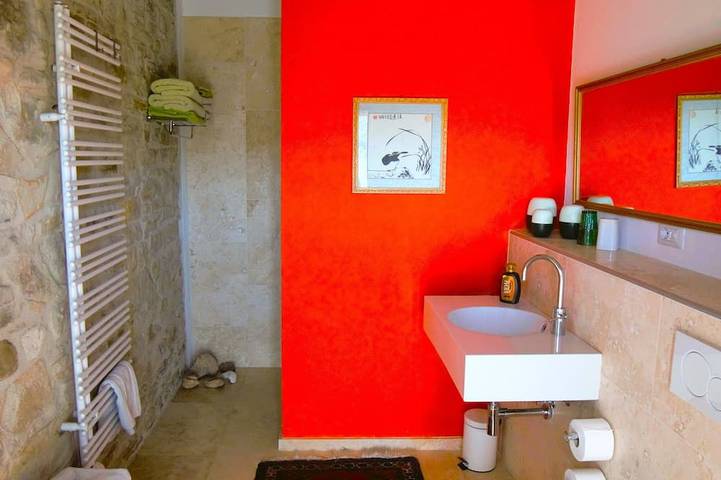 Location de vacances pour 3 personnes, avec jardin à Mombarcaro - 3