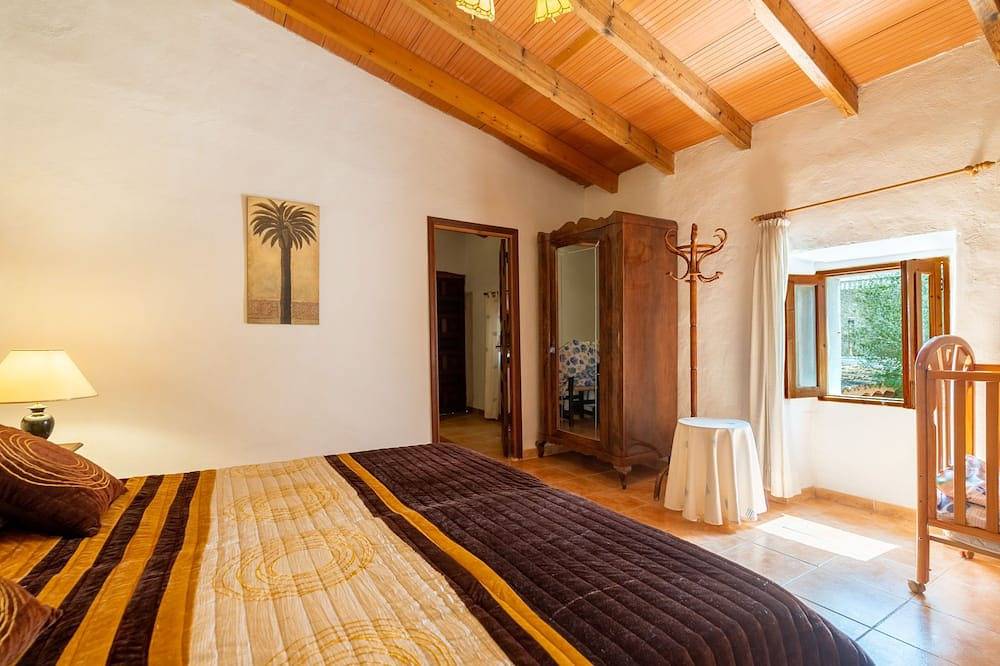 Can Felip by Interhome in Cala Llombards, Santanyí