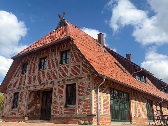 Ferienhaus für 3 Personen, mit Balkon und Terrasse sowie Garten und Sauna in Carinerland