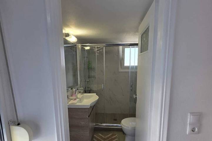 Ganze Wohnung, Ihr Rückzugsort mit Hafenblick in North Aegean Islands