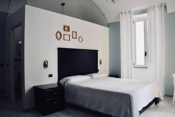 Chambre d’hôte pour 4 personnes, avec Balcon ainsi que Terrasse et Vue à Casale Monferrato