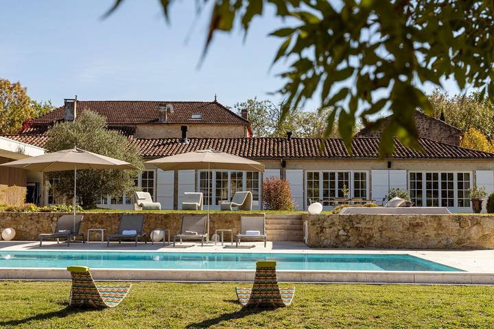 Villa pour 18 personnes, avec Piscine et Sauna dans le Gers