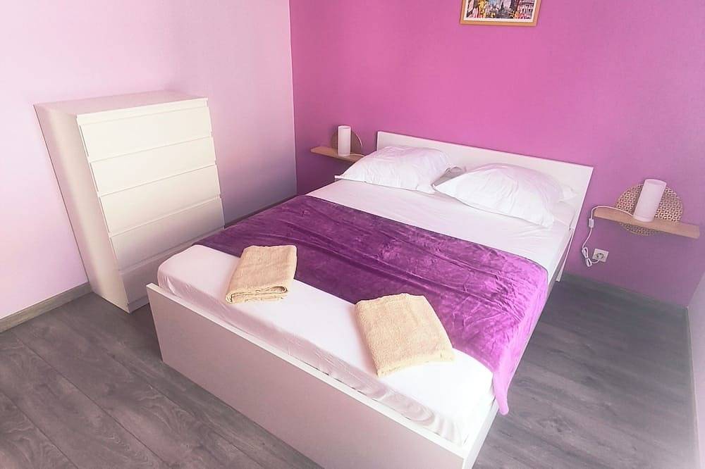 Appartement entier, Confortable appartement à 5 Min à pied du Rer A Bussy Saint Georges. in Bussy-Saint-Georges, Seine-et-Marne