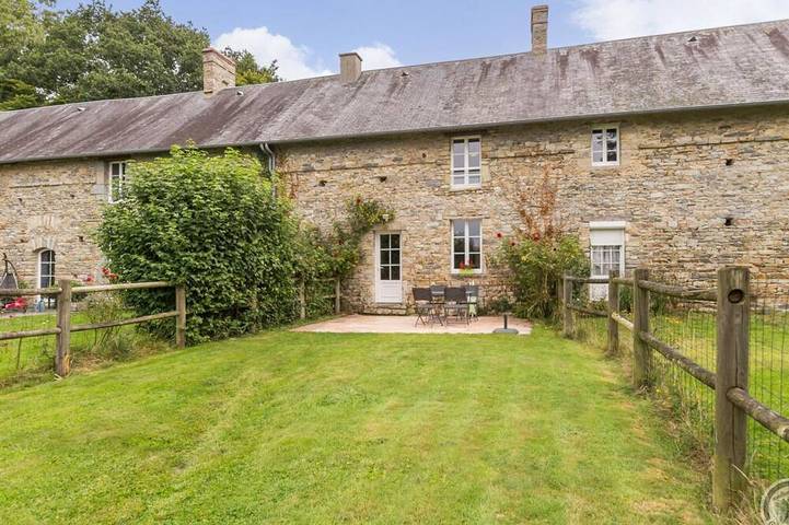 Gîte pour 3 personnes, avec jardin, animaux acceptés à Hauteville-la-Guichard