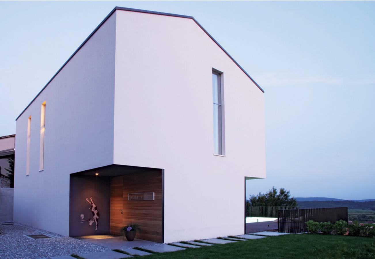 Escape to Paradise: Your Private Pool Awaits, Alma in Brda, Slovenia