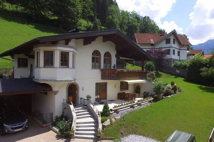 Ferienwohnung für 6 Personen, mit Terrasse und Sauna sowie Garten in Bad Hofgastein
