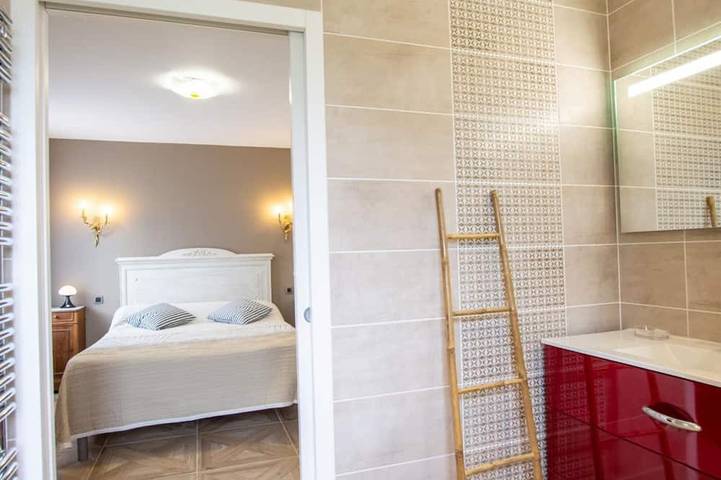 Gîte pour 6 personnes, avec terrasse à Le Bugue - 4