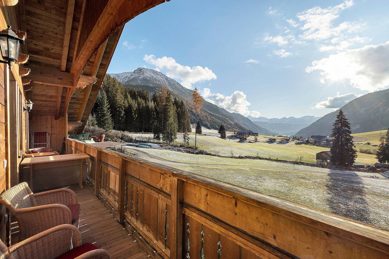 Ganze Wohnung, Apartment „Burgerhof Firmament“ mit Bergblick, Gemeinschaftsterrasse und Wlan in Villgratner Berge, Gsies