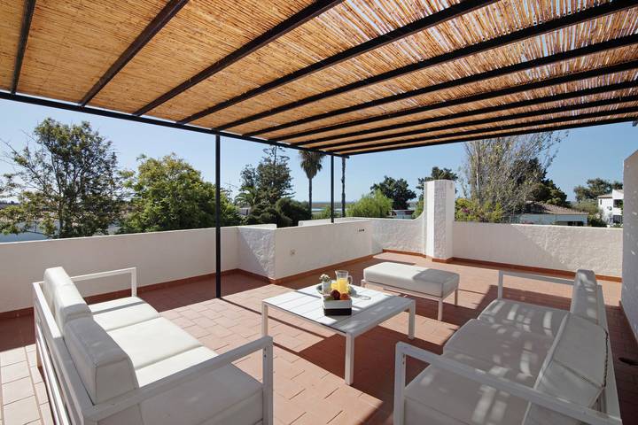 Ferienhaus für 4 Personen, mit Balkon und Garten sowie Kinderpool in Tavira
