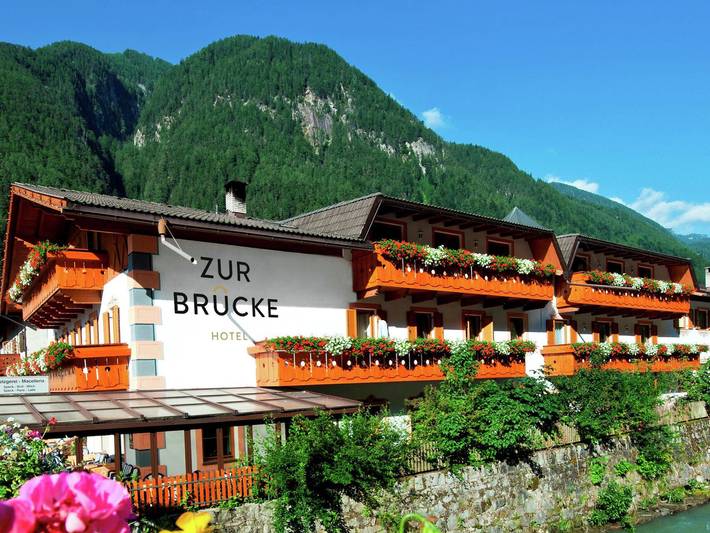 Hotel für 2 Personen, mit Garten und Whirlpool sowie Pool und Sauna - 1
