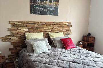 Location de vacances pour 4 personnes, avec jardin ainsi que terrasse et jacuzzi à Landévant